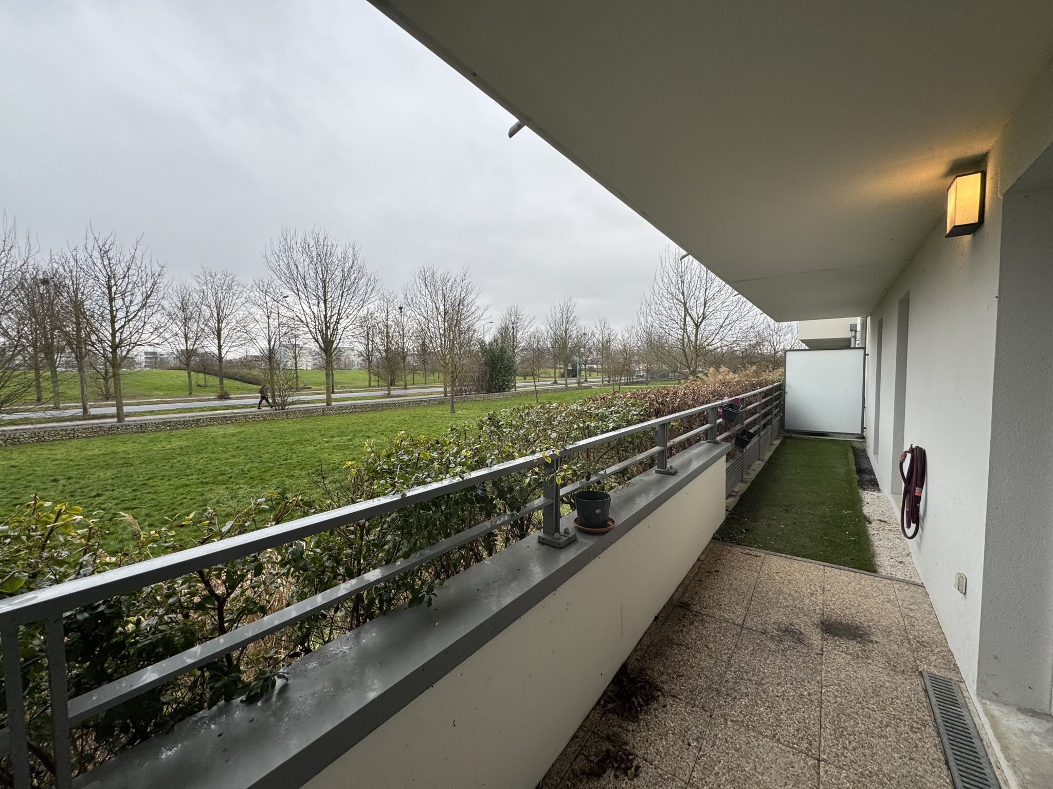 T3 dans résidence récente avec place parking, terrasse priva