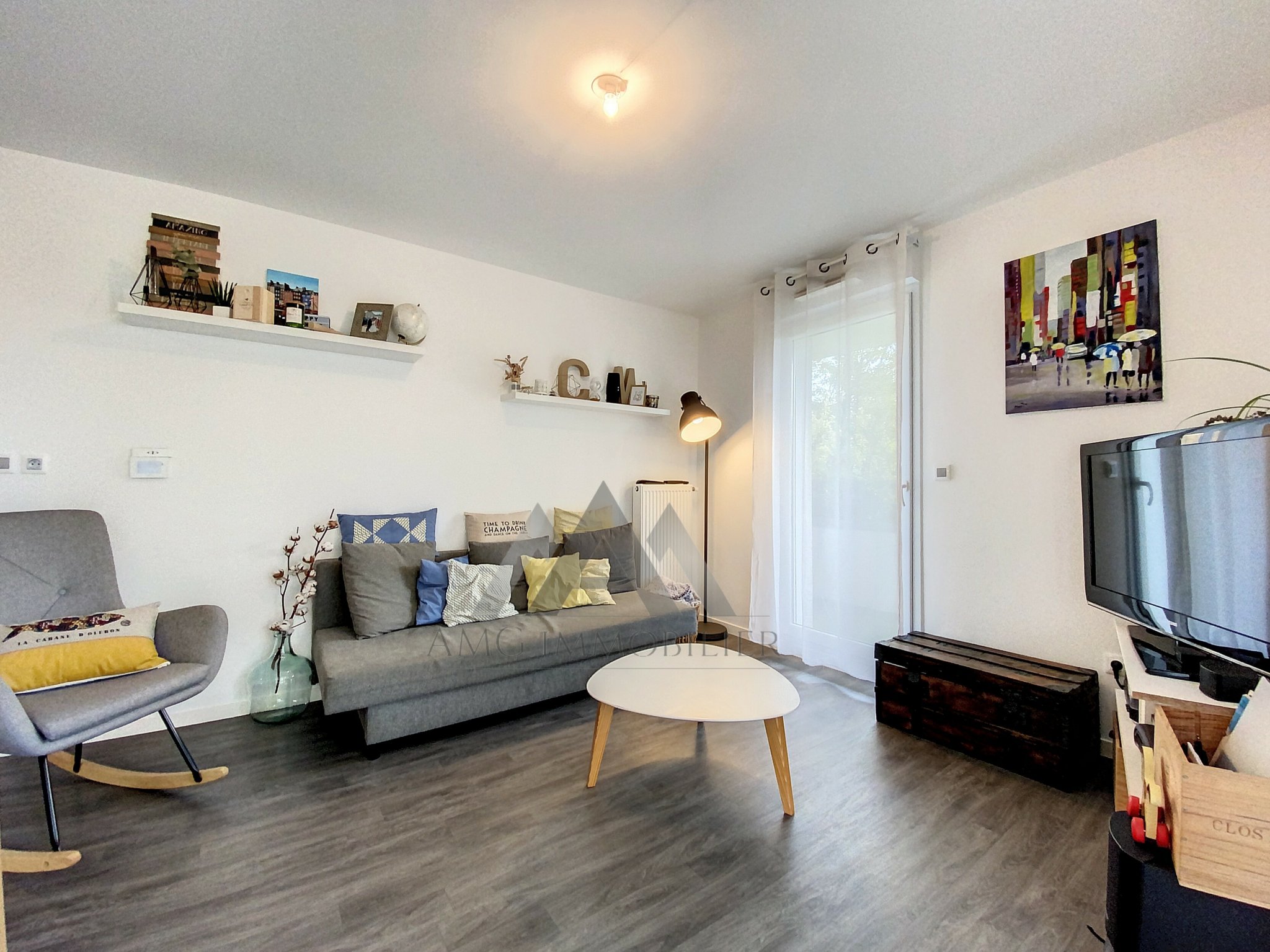 BEZANNES appartement en résidence avec parking
