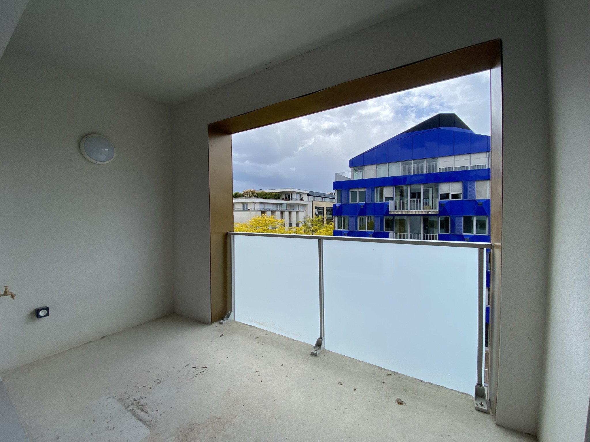 T2 AVEC BALCON RUE EDOUARD MIGNOT (PINEL)