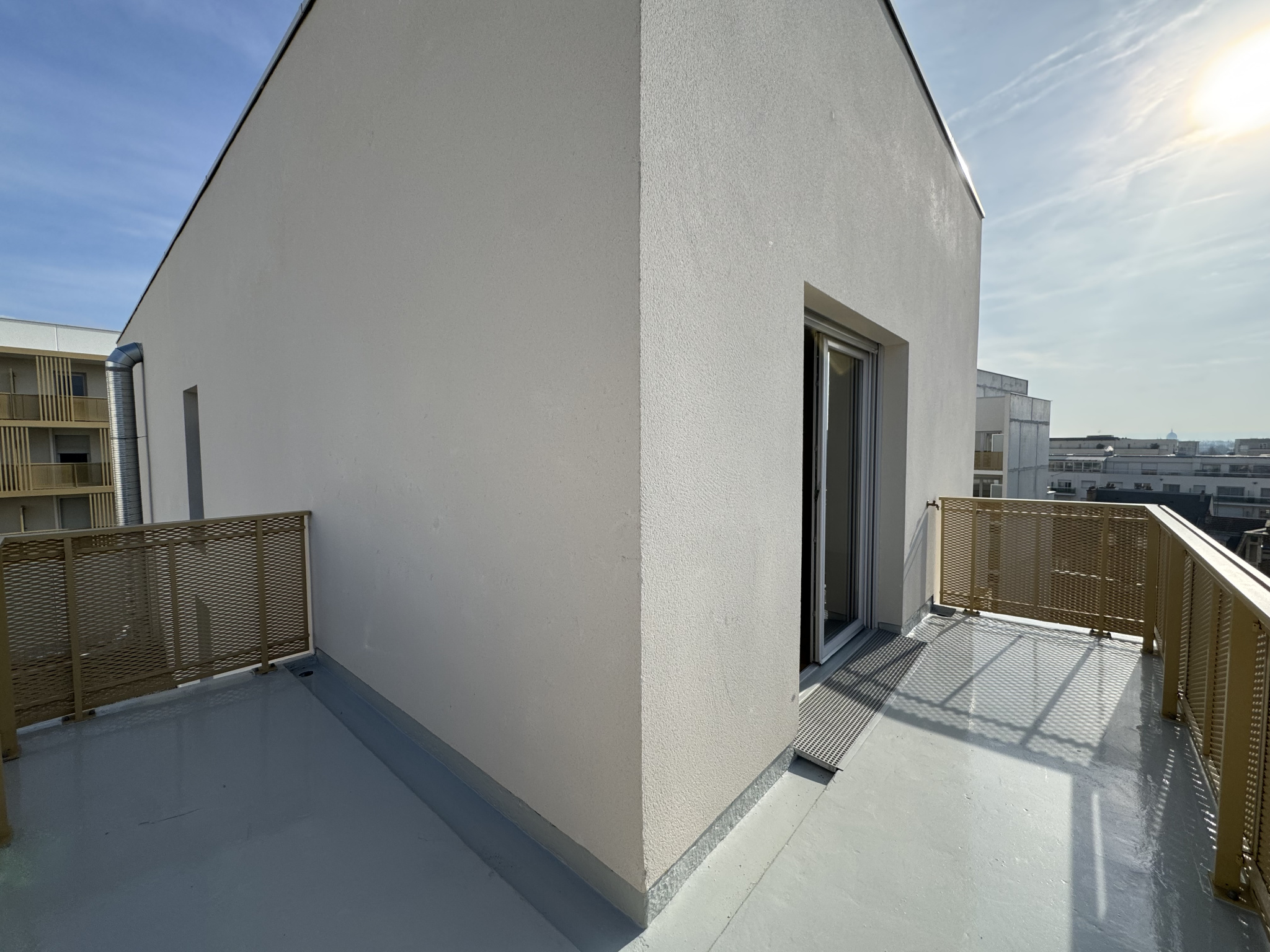 APPARTEMENT 4 PIECES CENTRE VILLE
