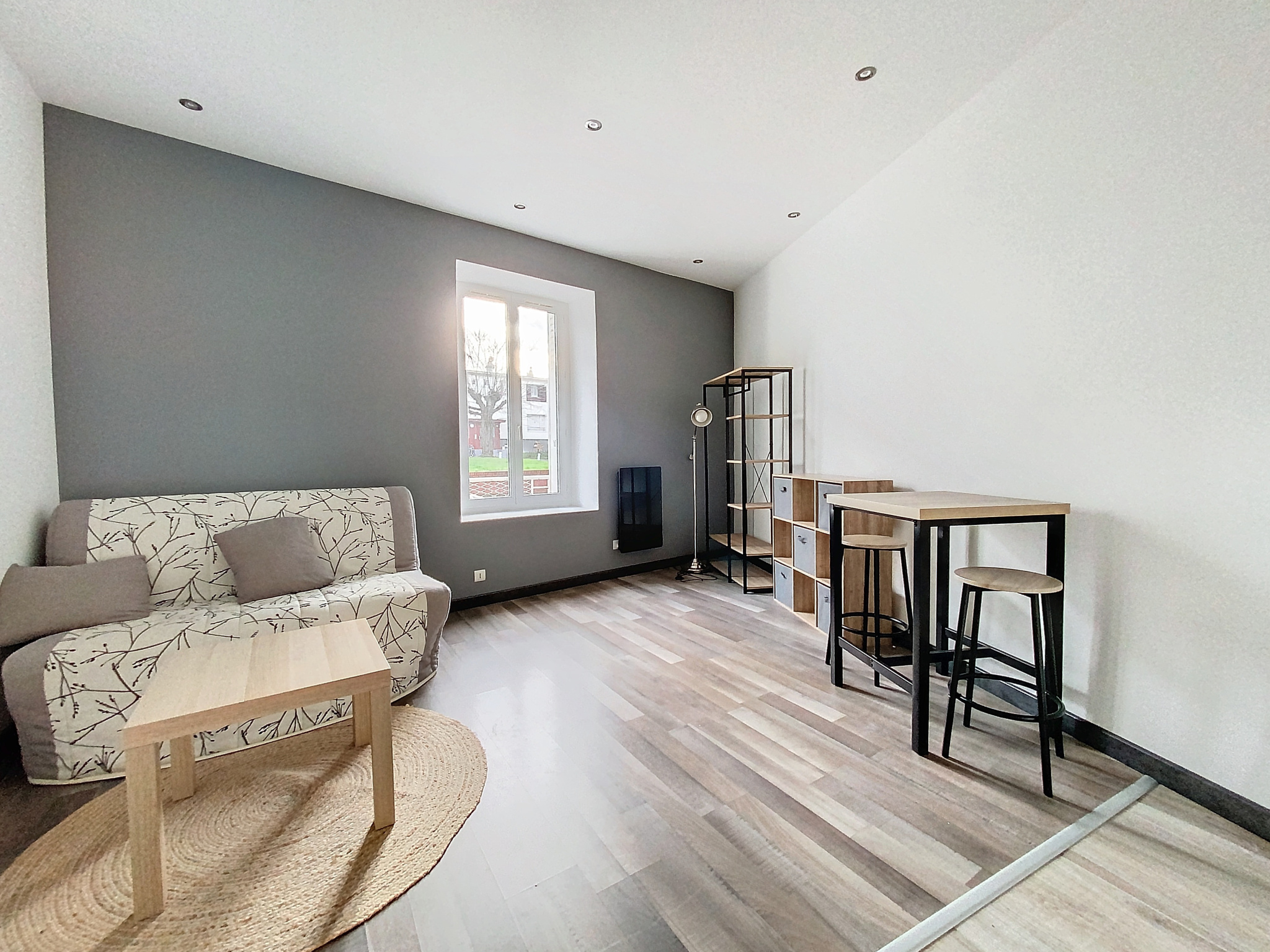 STUDIO PROCHE CENTRE-VILLE