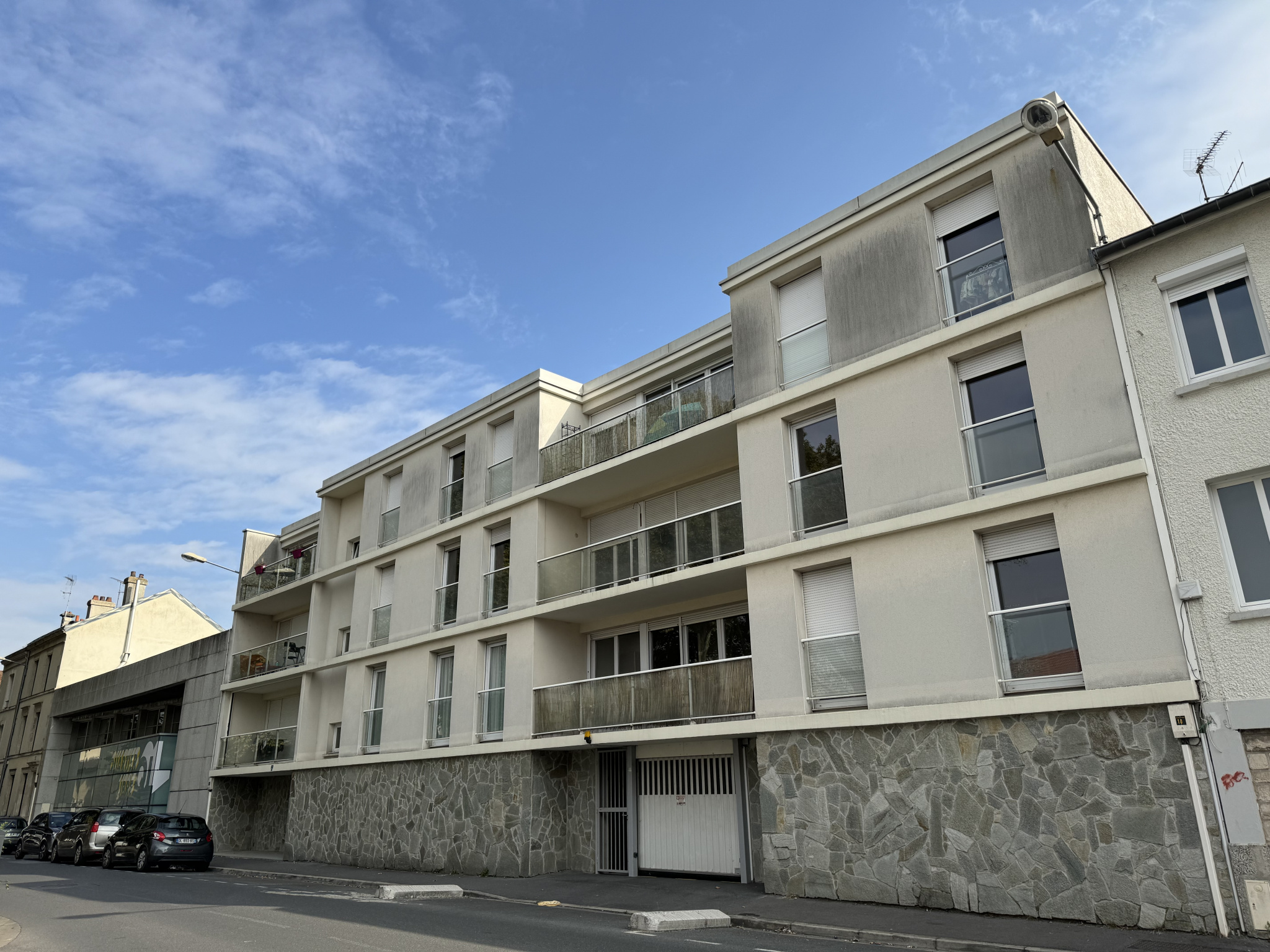 APPARTEMENT T3 SECTEUR CLAIRMARAIS